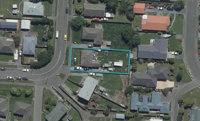 53 Momorangi Crescent, Redwood, Christchurch - Carousel 1