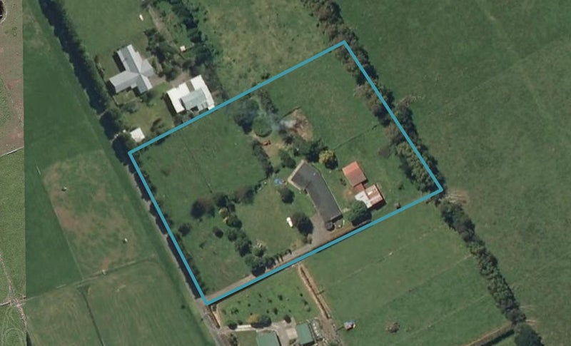 94 Ninia Road, Paraite, New Plymouth - Carousel 1