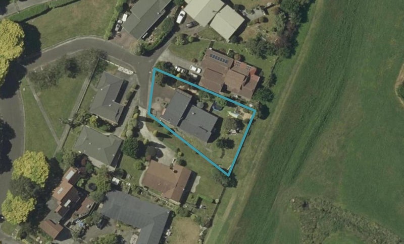 57 Waterloo Crescent, Hokowhitu, Palmerston North - Carousel 1