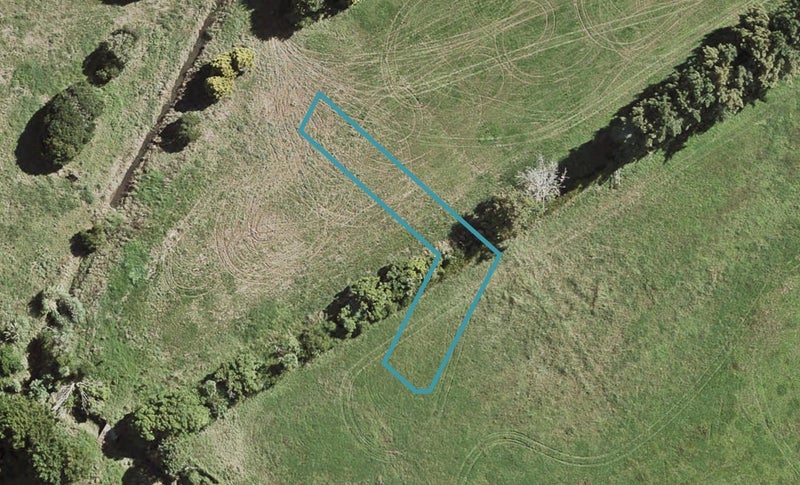 115 Otuwairoa Esplanade, Ōpaheke, Papakura - Carousel 1