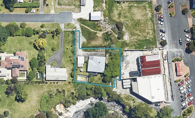 11 Meade Street, Whakarewarewa, Rotorua - Carousel 1