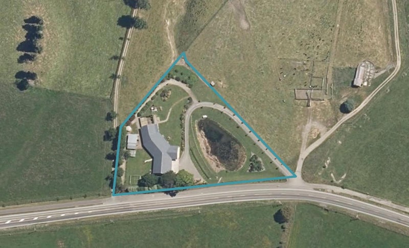 48 Pahiatua Mangahao Road, Mangamutu, Pahiatua - Carousel 1