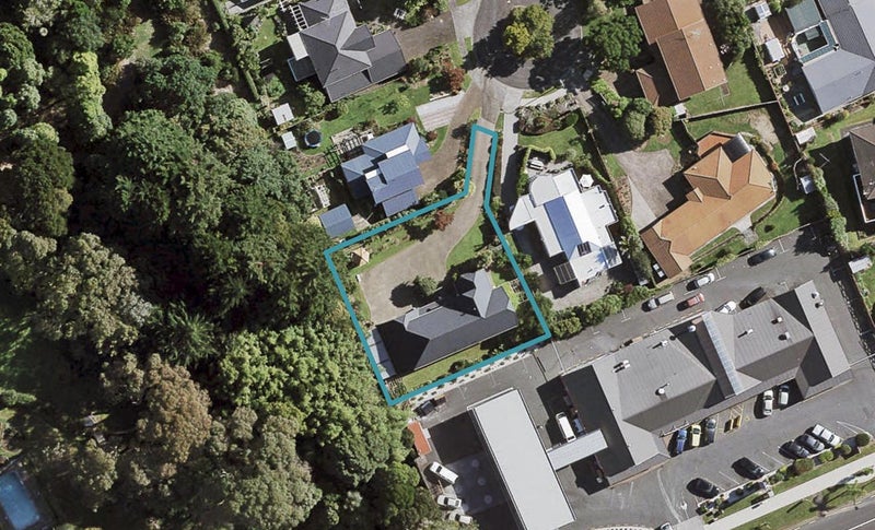 17 Larkspur Court, The Gardens, Auckland - Carousel 1