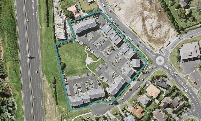 6E/71 Spencer Road, Oteha, Auckland - Carousel 1