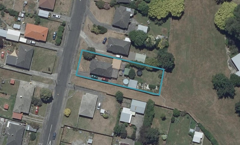 41 Collins Crescent, Feilding, Feilding - Carousel 1