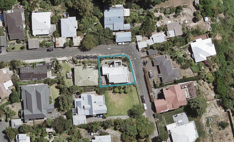 15 Hukarere Road, Bluff Hill, Napier - Carousel 1