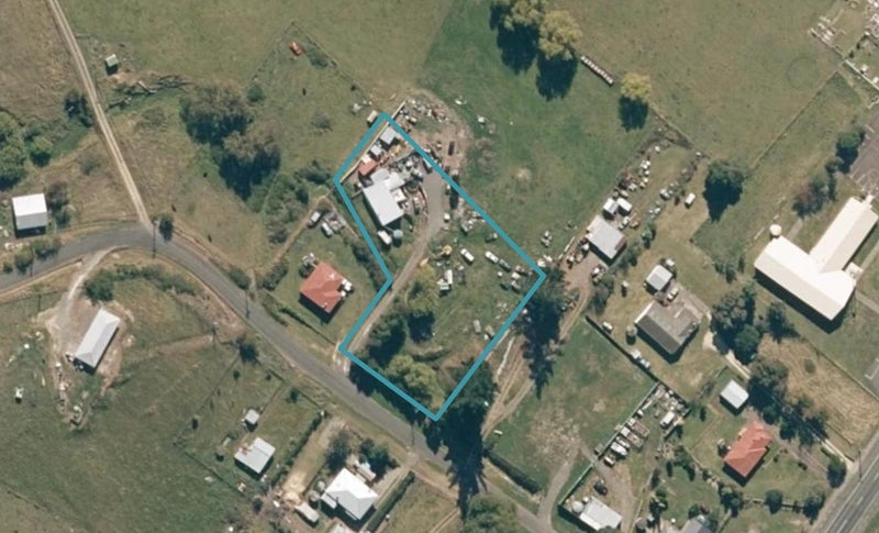16 Colin White Road, Te Hauke - Carousel 1