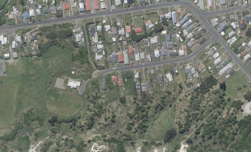 25 Luke Street, Ocean Grove, Dunedin - Carousel 1