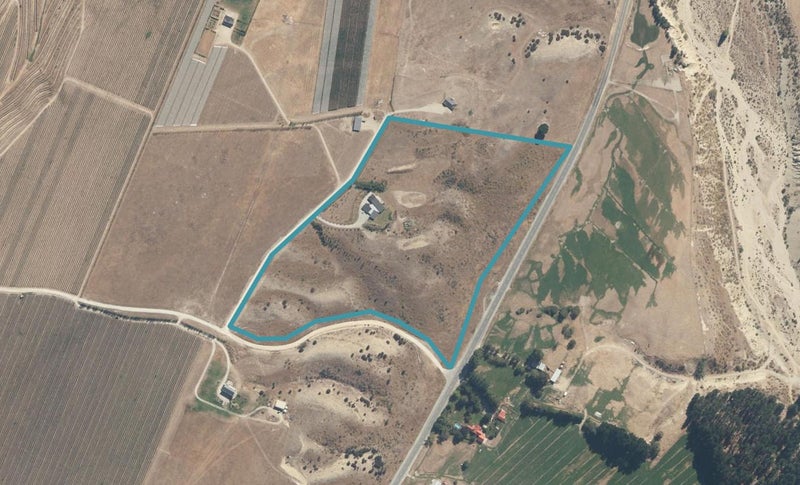 1767 Luggate-Cromwell Road, Queensberry, Cromwell - Carousel 1