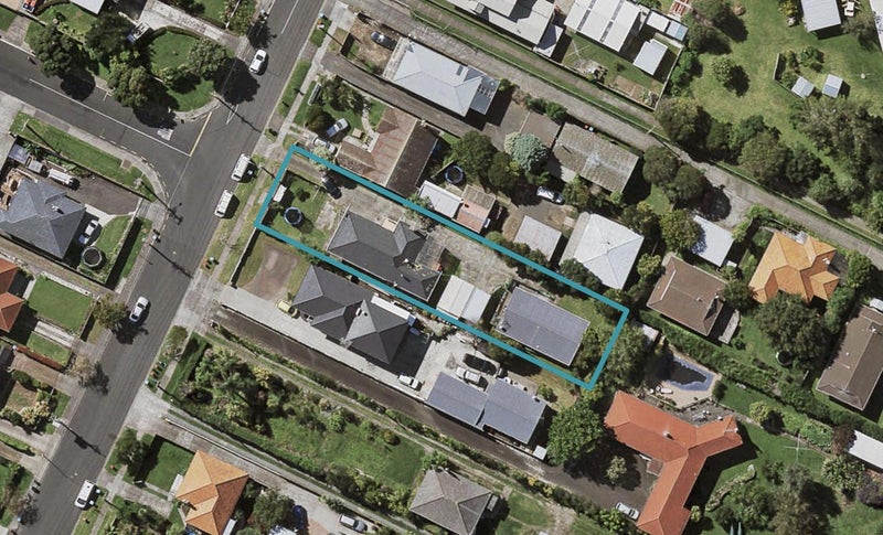 62 Barrack Road, Mount Wellington, Auckland - Carousel 1