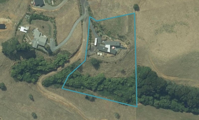 9 Tiwarawara Lane, Puketotara, Te Awamutu - Carousel 1