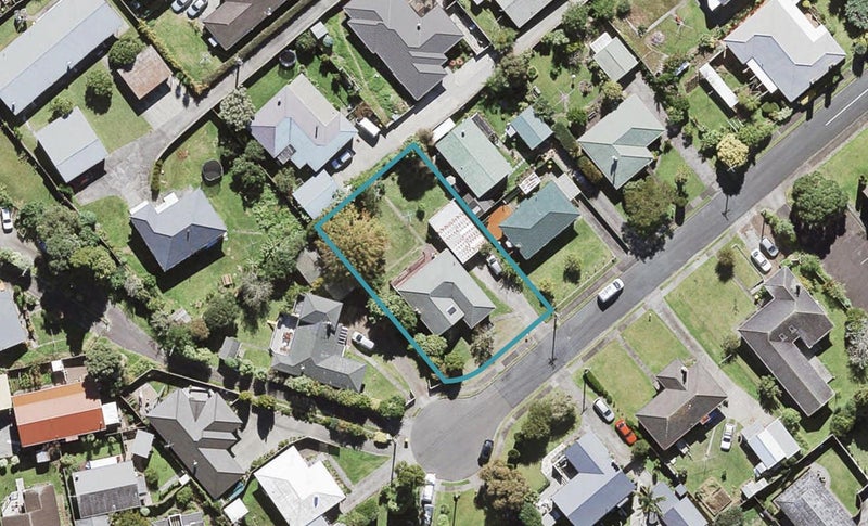 5 Boler Place, New Lynn, Auckland - Carousel 1