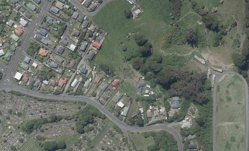 14 Dunford Lane, Andersons Bay, Dunedin - Carousel 1