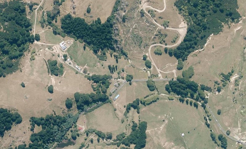 6472 Route 52, Dannevirke - Carousel 1