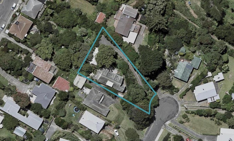 9 Horomona Road, Paekakariki - Carousel 1