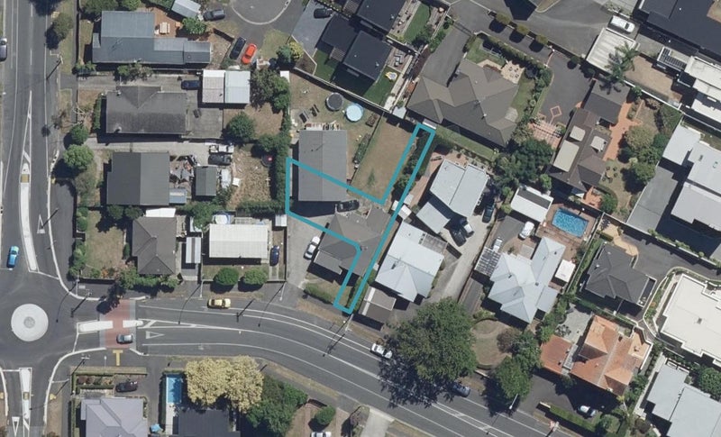 2/12 Killarney Road, Frankton, Hamilton - Carousel 1
