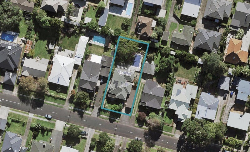 9 Hollywood Avenue, Epsom, Auckland - Carousel 1
