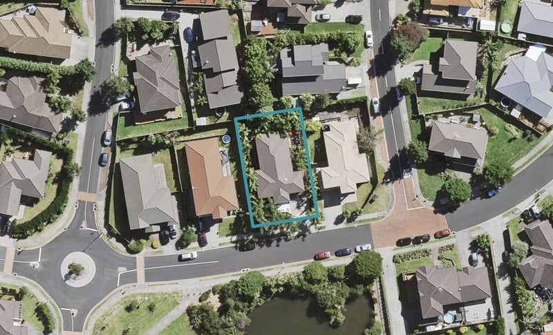 55 San Marino Drive West, Henderson, Auckland - Carousel 1