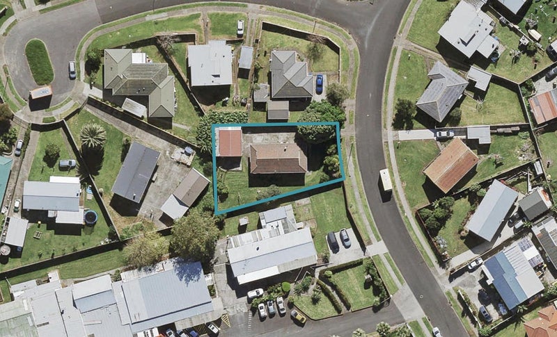 29 Calthorp Close, Favona, Auckland - Carousel 1
