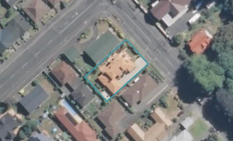 112 Wills Street, Ashburton, Ashburton - Carousel 1