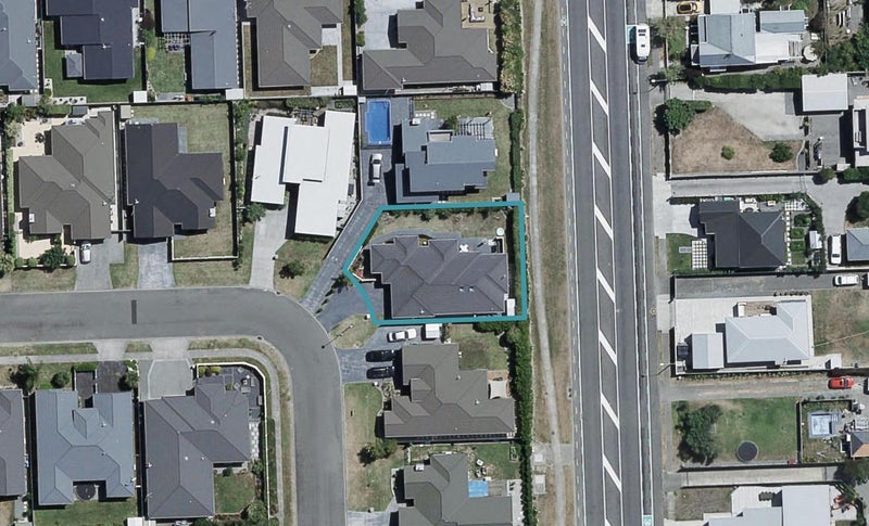 111 Hunter Drive, Awatoto, Napier - Carousel 1