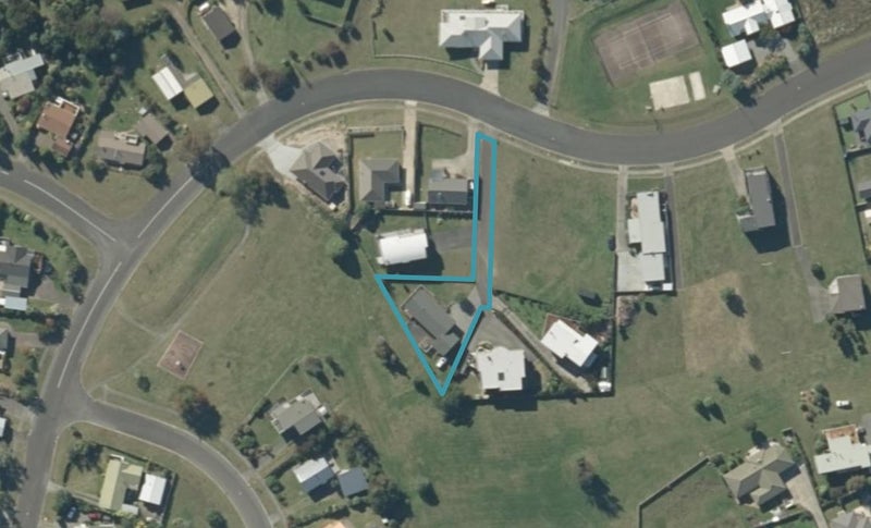 13 Parekaawa Drive, Turangi - Carousel 1