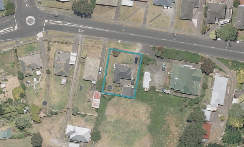 45 Puriri Street, Gonville, Whanganui - Carousel 1