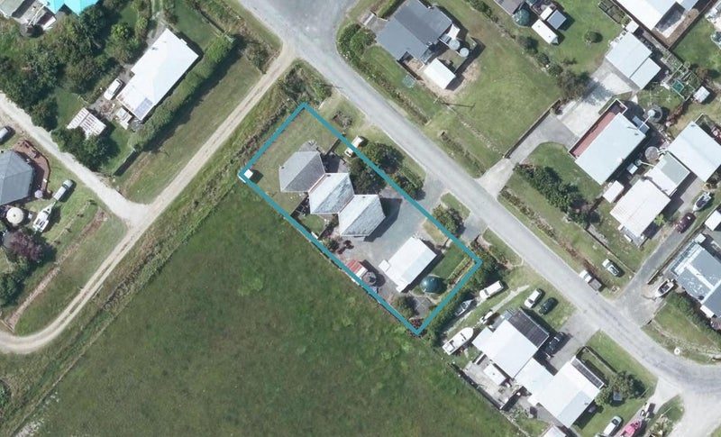12A Weld Street, Mahia, Māhia - Carousel 1