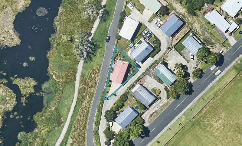 99 Watling Street, Gate Pa, Tauranga - Carousel 1