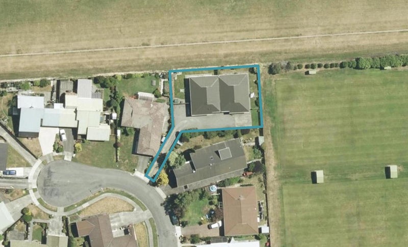 8B Totara Place, Redwoodtown, Blenheim - Carousel 1