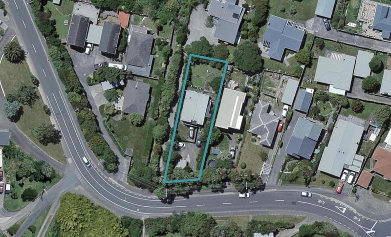 24 Haumia Street, Johnsonville, Wellington - Carousel 1