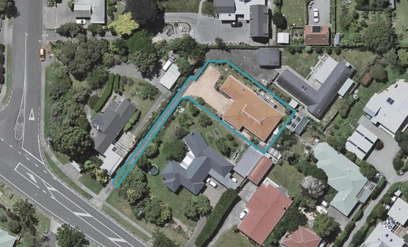 393 Te Moana Road, Waikanae, Waikanae - Carousel 1