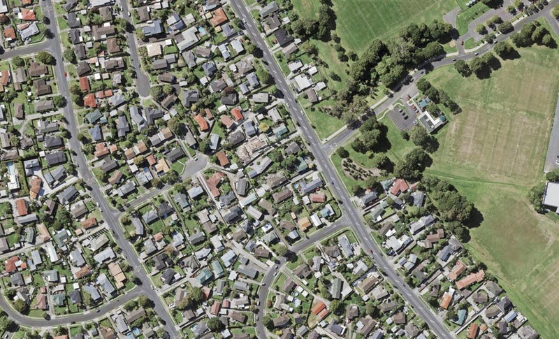 1/85 Cascades Road, Pakuranga Heights, Auckland - Carousel 1