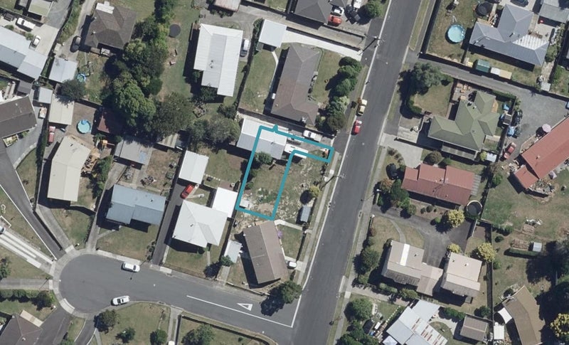 3/10 Michael Avenue, Dinsdale, Hamilton - Carousel 1