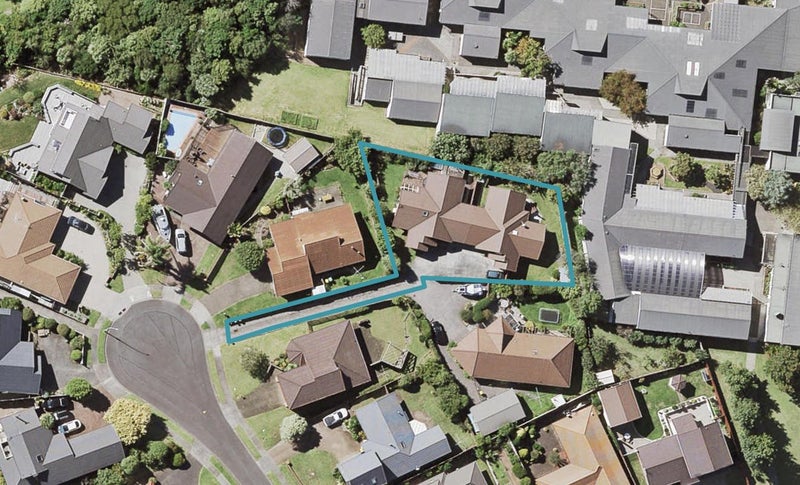 1/9 Marina Heights, Half Moon Bay, Auckland - Carousel 1