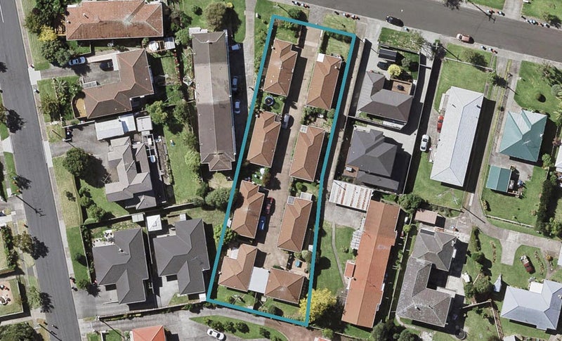 3/5 Allenby Road, Panmure, Auckland - Carousel 1