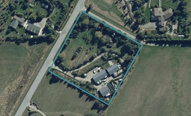 17 Lachlan Avenue, Hāwea Flat, Lake Hāwea - Carousel 1