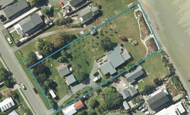 40 Iwa Street, Mapua - Carousel 1