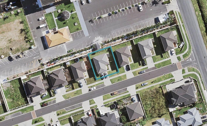 44 Reding Street, Takanini, Auckland - Carousel 1