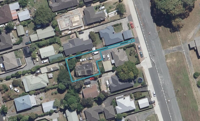 71A Dey Street, Hamilton East, Hamilton - Carousel 1
