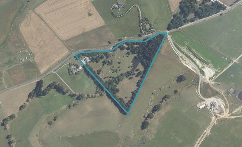 111 Gordons Valley Road, Timaru - Carousel 1