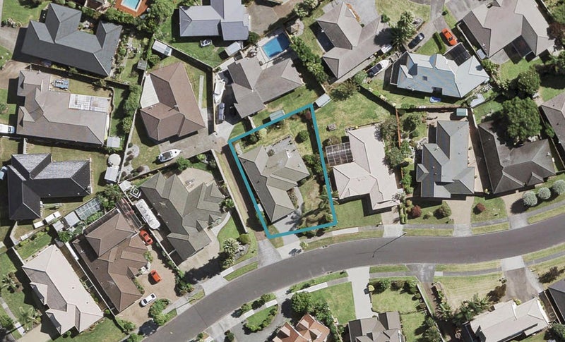 45 Glenross Drive, Wattle Downs, Auckland - Carousel 1