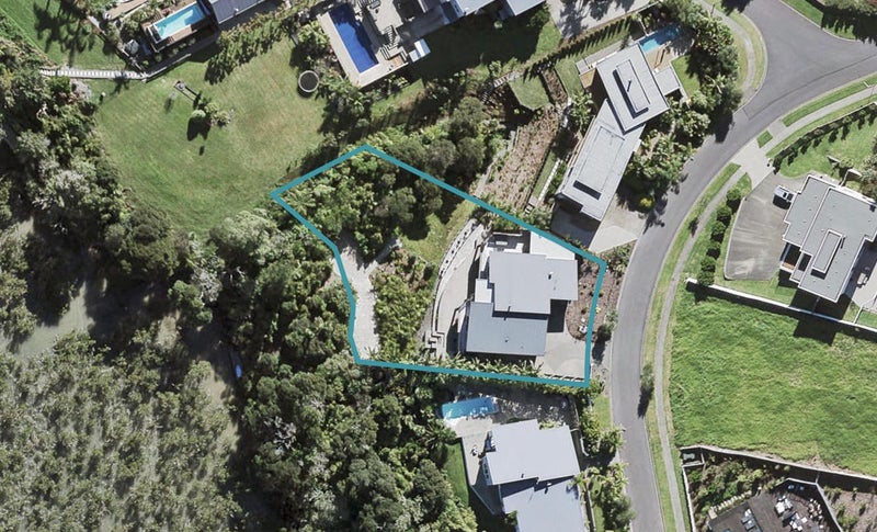 25 Schopolo Place, Schnapper Rock, Auckland - Carousel 1
