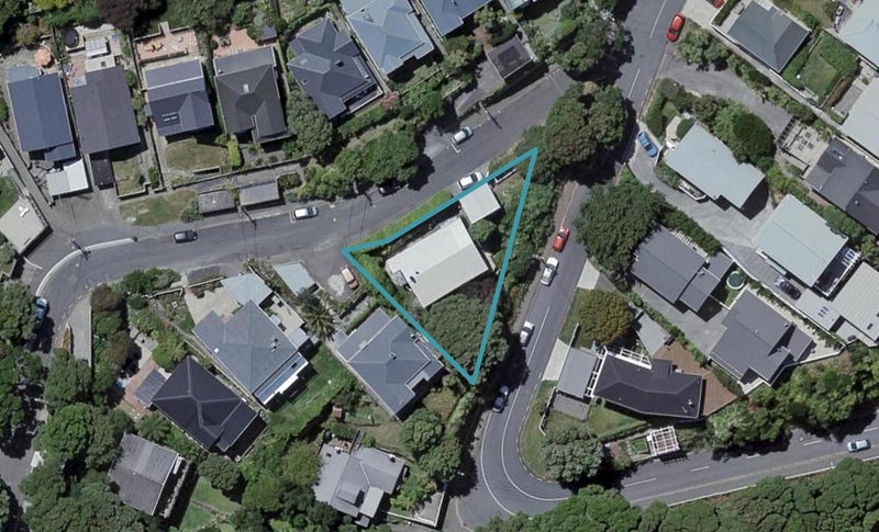 5 Rewa Road, Hataitai, Wellington - Carousel 1
