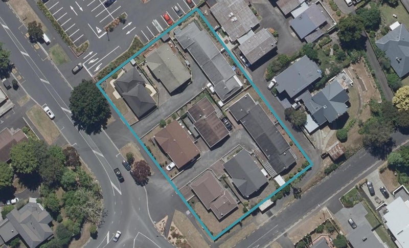 48 Anglesea Street, Hamilton Central, Hamilton - Carousel 1