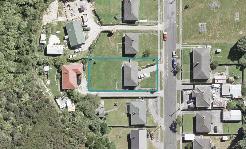 55 Judd Crescent, Naenae, Lower Hutt - Carousel 1