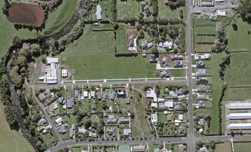 25 Smith Street, Lepperton, New Plymouth - Carousel 1