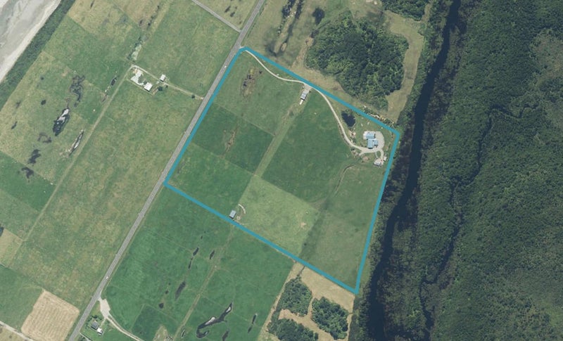 605 Ruatapu Road, Hokitika - Carousel 1