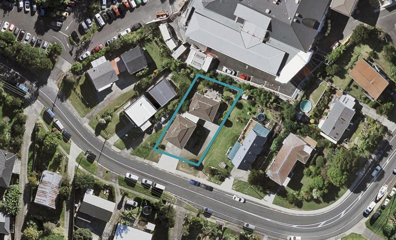 2/16 View Road, Wairau Valley, Auckland - Carousel 1