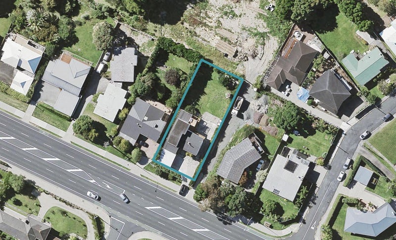 421 East Coast Road, Mairangi Bay, Auckland - Carousel 1